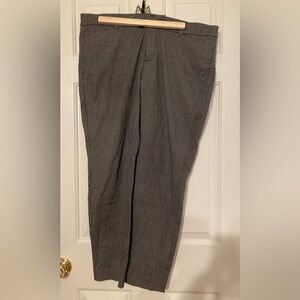 Old Navy Design Pixie Pants